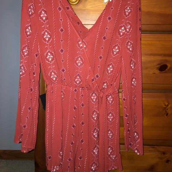 Francesca’s Romper - Picture 4 of 5